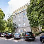 Metro Raclawicka Comfort Apartment