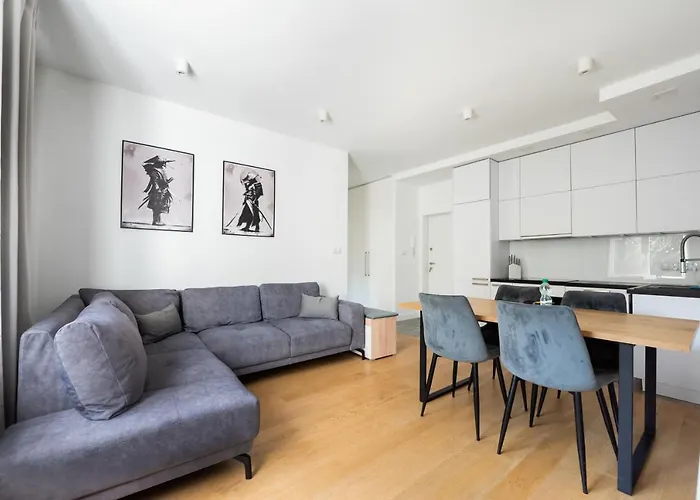 Metro Raclawicka Comfort Apartment