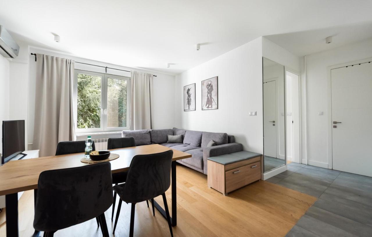 Metro Raclawicka Comfort Apartment