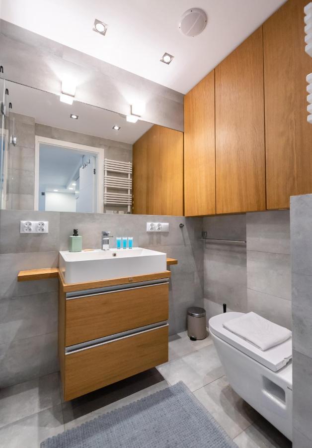 Metro Raclawicka Comfort Apartment